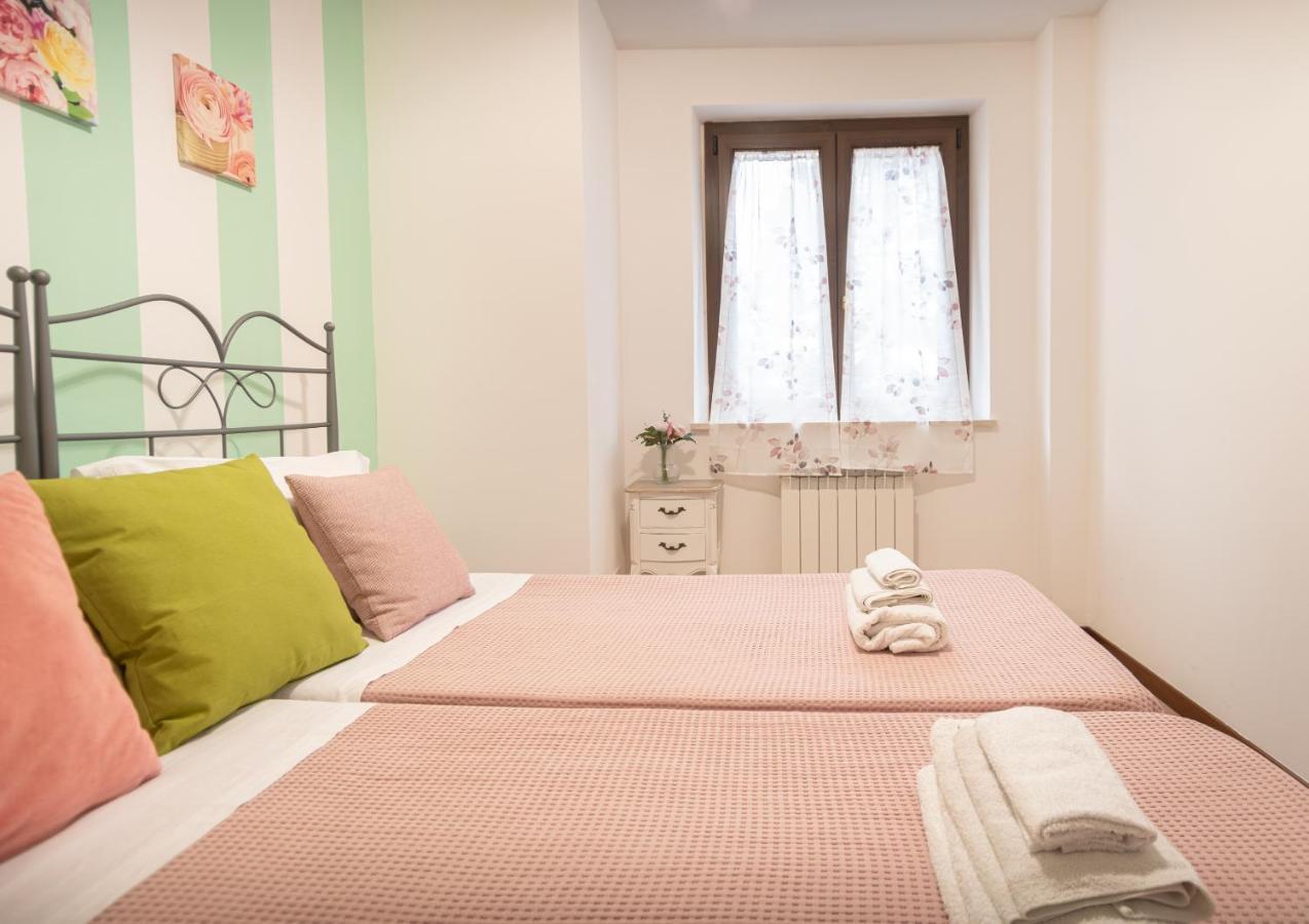 Willa La Pineta Asyż Zewnętrze zdjęcie